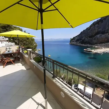 Katarina アパート *